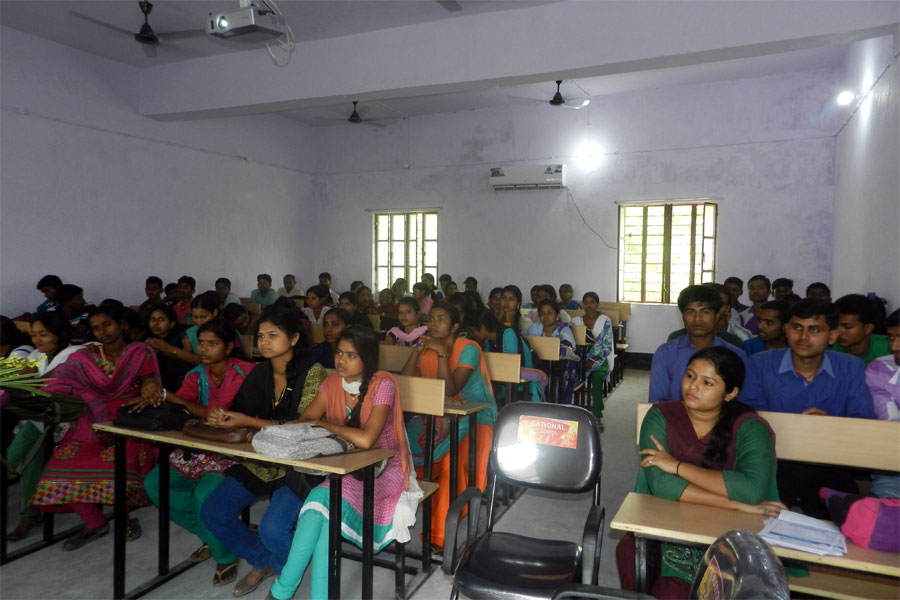 Audience On Seminar On